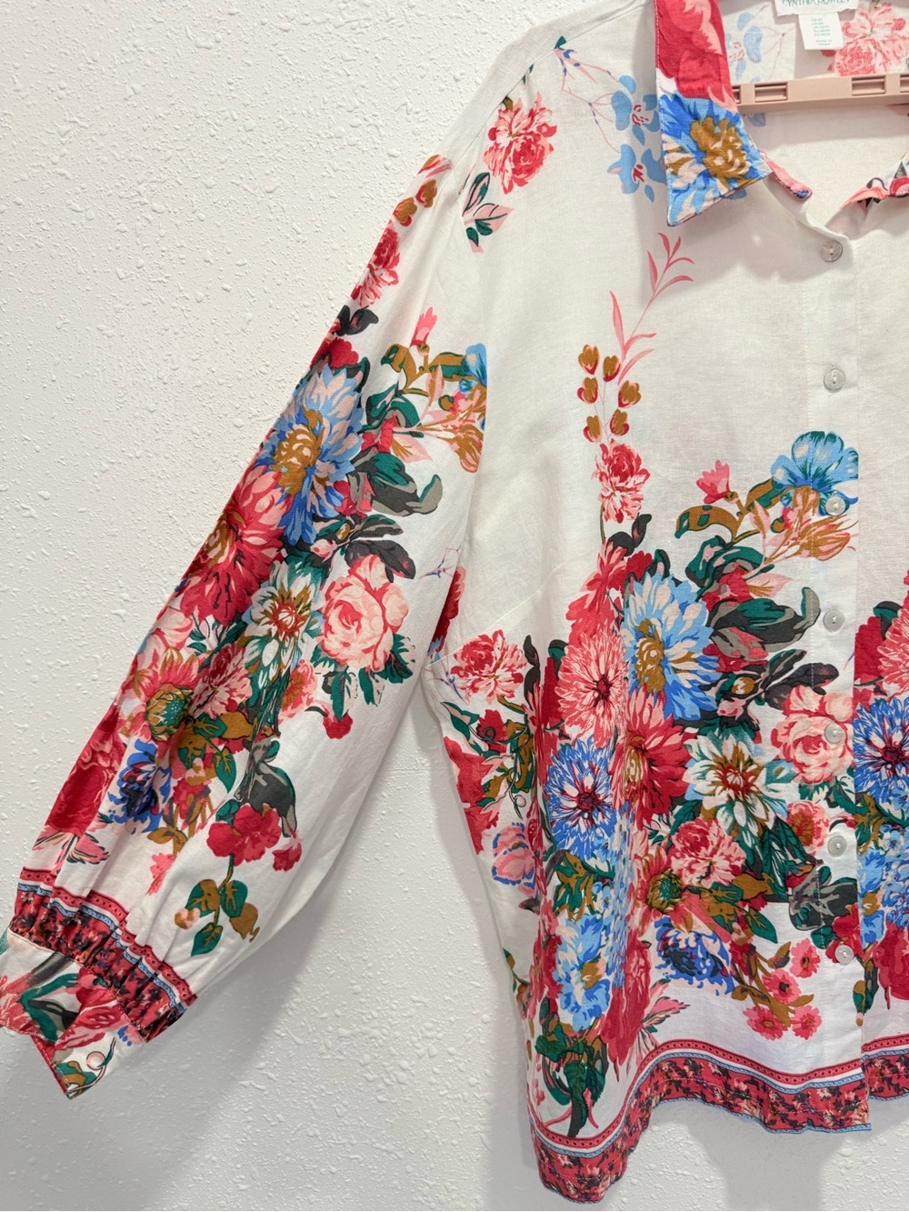 Cynthia Rowley 100% linen Button-Front Shirt Red, Blue & Green Floral Border 2X - Picture 5 of 11
